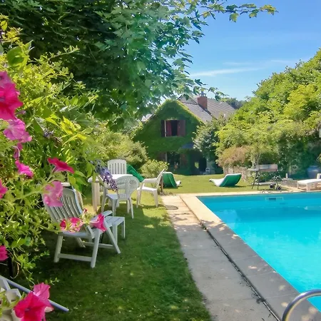 Maison 190 M² Avec Piscine * Saint-Nectaire
